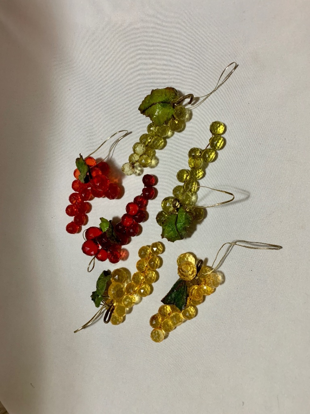 Lot Six (6) Vintage Faceted Acrylic Lucite Grape Bunches 2 Red 2 Green 2 Yellow